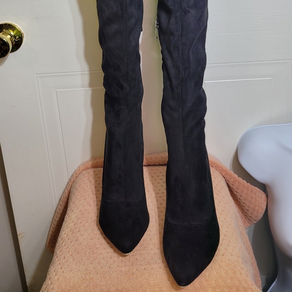 Shoe'N Tale tall boots